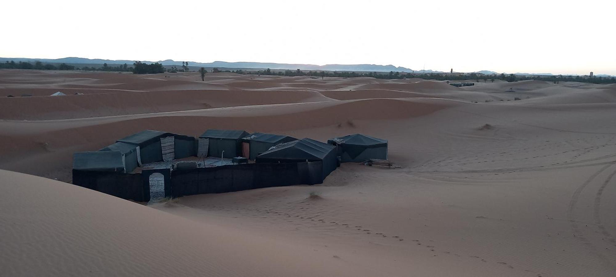 Merzouga Camp And Hostel Exterior photo